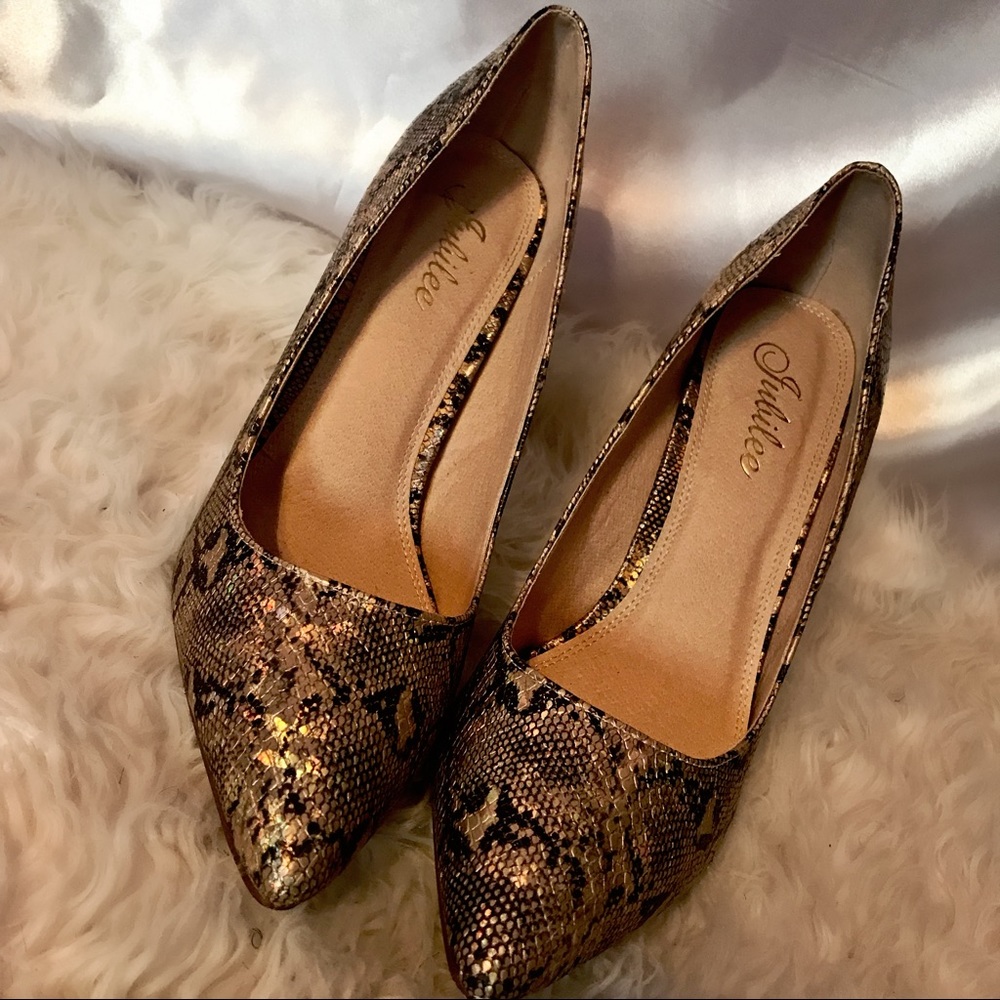 Snake Skin Pump